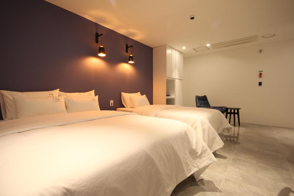Soyu Hotel Busan Bagian luar foto