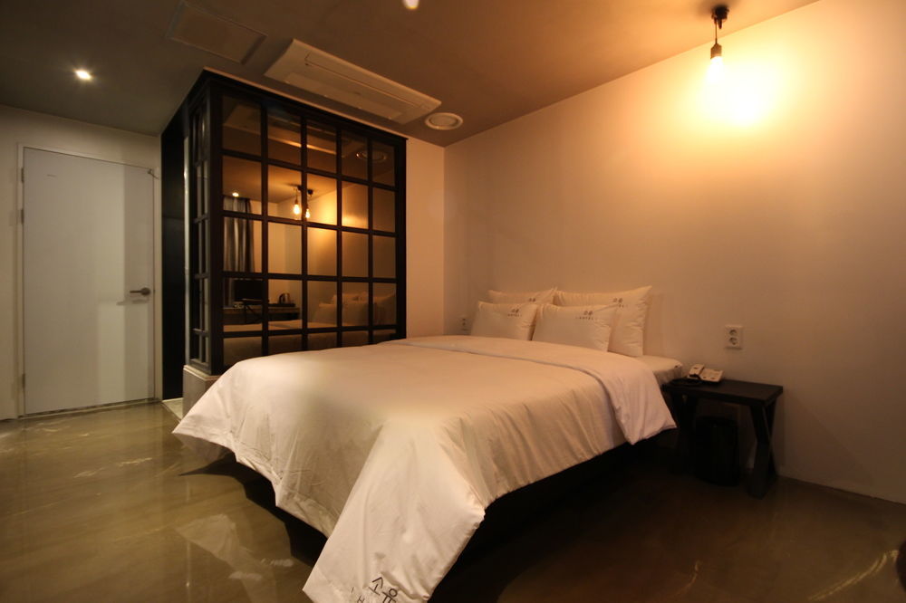 Soyu Hotel Busan Bagian luar foto