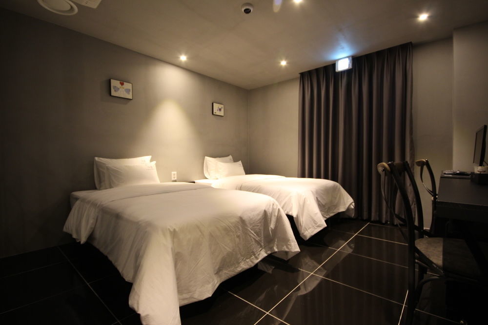 Soyu Hotel Busan Bagian luar foto