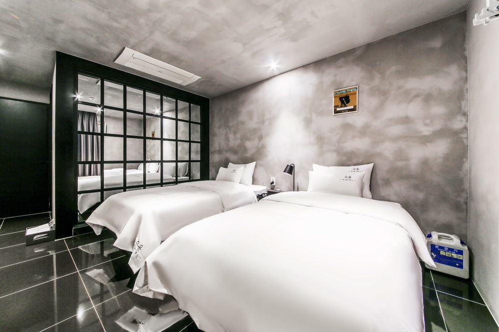 Soyu Hotel Busan Bagian luar foto